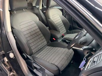 AUDI Q3 2.0 TDI SE SUV 5dr Diesel S Tronic quattro Euro 6 (s/s) (150 ps)