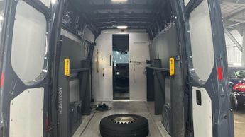 MERCEDES-BENZ eSprinter 55kWh Progressive Panel Van 5dr Electric Auto FWD L2 H2 20kW Cha