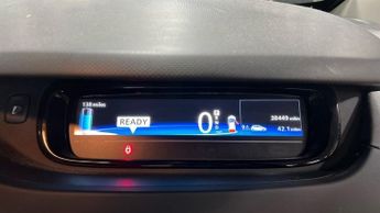RENAULT ZOE R90 41kWh Dynamique Nav Hatchback 5dr Electric Auto (92 bhp)