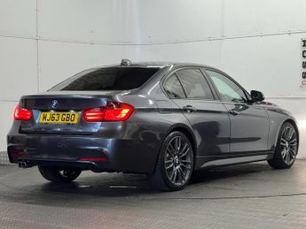 BMW 3 SERIES 3.0 330d M Sport Saloon 4dr Diesel Auto Euro 5 (s/s) (258 ps)