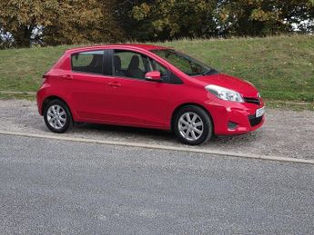 Toyota Yaris 1.33 Dual VVT-i TR Hatchback 5dr Petrol Multidrive S Euro 5 (101