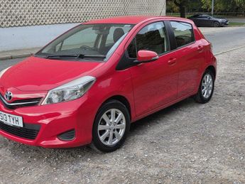 TOYOTA YARIS 1.33 Dual VVT-i TR Hatchback 5dr Petrol Multidrive S Euro 5 (101
