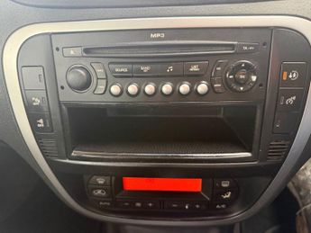 CITROEN C3 1.6i 16V Exclusive Hatchback 5dr Petrol Automatic (172 g/km, 107