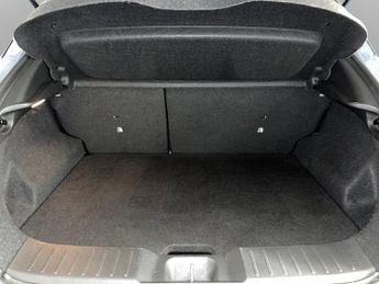 NISSAN JUKE 1.0 DIG-T Tekna SUV 5dr Petrol DCT Auto Euro 6 (s/s) (117 ps)
