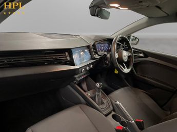 AUDI A1 1.0 TFSI 30 Technik Sportback 5dr Petrol S Tronic Euro 6 (s/s) (