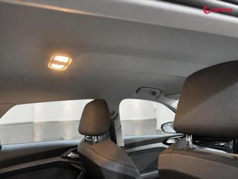 AUDI A1 1.5 TFSI 35 Sport Sportback 5dr Petrol S Tronic Euro 6 (s/s) (15