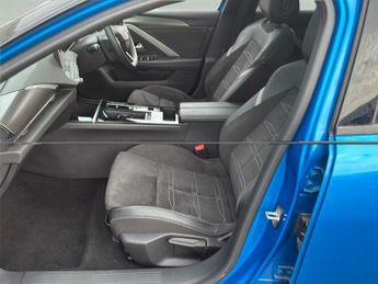 VAUXHALL Astra Electric 54kWh Ultimate Hatchback 5dr Electric Auto (156 ps) 360 Degree P
