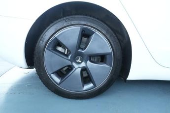 TESLA Model 3 Saloon 4dr Electric Auto RWD (241 bhp)