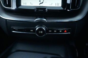 VOLVO XC60 2.0 D5 PowerPulse R-Design Pro SUV 5dr Diesel Auto AWD Euro 6 (s