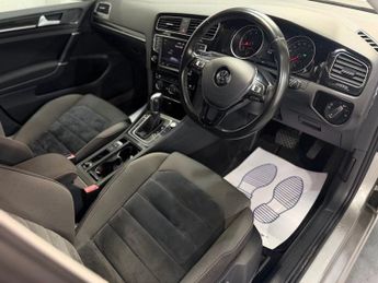 VOLKSWAGEN GOLF 1.4l 5dr Auto