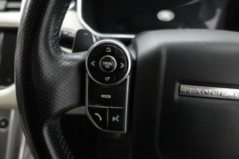 LAND ROVER RANGE ROVER SPORT 3.0 SD V6 HSE SUV 5dr Diesel Auto 4WD Euro 5 (s/s) (292 ps)