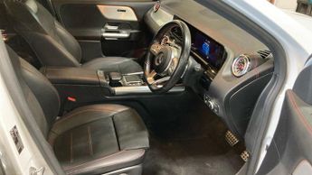 MERCEDES-BENZ EQA EQA 250 66.5kWh AMG Line SUV 5dr Electric Auto (190 ps)