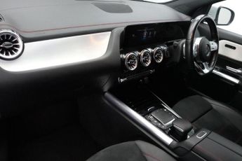MERCEDES-BENZ EQA EQA 250 66.5kWh AMG Line SUV 5dr Electric Auto (190 ps)