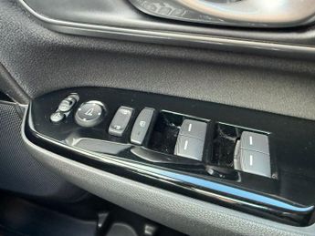 HONDA CR-V 2.0 h i-MMD SE SUV 5dr Petrol Hybrid eCVT Euro 6 (s/s) (184 ps)