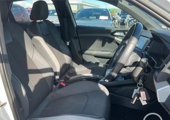 AUDI A1 1.5 TFSI 35 S line Sportback 5dr Petrol S Tronic Euro 6 (s/s) (1
