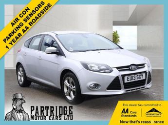 Ford Focus 1.6 Zetec Hatchback 5dr Petrol Manual Euro 5 (105 ps)