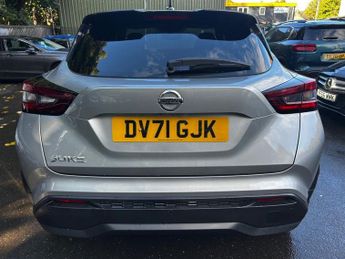 NISSAN JUKE 1.0 DIG-T Tekna SUV 5dr Petrol DCT Auto Euro 6 (s/s) (114 ps)