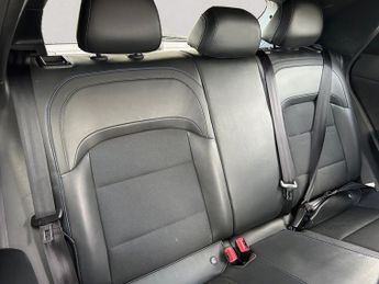 MG MG4 64kWh Trophy Long Range Hatchback 5dr Electric Auto (203 ps)