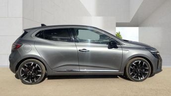 RENAULT CLIO 1.6 E-TECH techno Hatchback 5dr Petrol Hybrid Auto Euro 6 (s/s) 