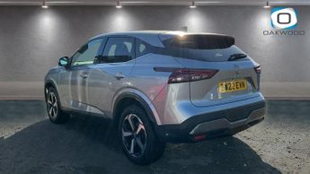 NISSAN QASHQAI 1.3 DIG-T MHEV N-Connecta SUV 5dr Petrol Hybrid Manual Euro 6 (s