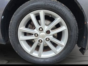TOYOTA AURIS 1.6 VVT-i TR Hatchback 5dr Petrol Manual (166 g/km, 124 bhp)