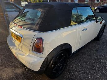 MINI CONVERTIBLE 1.6 One Convertible 2dr Petrol Manual Euro 5 (98 ps)