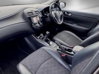NISSAN PULSAR 1.2 DIG-T N-Connecta Hatchback 5dr Petrol Manual Euro 6 (s/s) (1