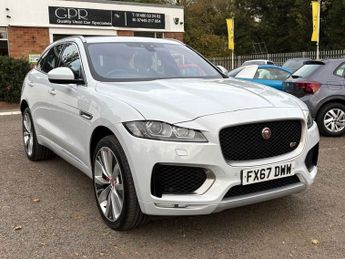 Jaguar F-Pace 3.0 D300 V6 S SUV 5dr Diesel Auto AWD Euro 6 (s/s) (300 ps)