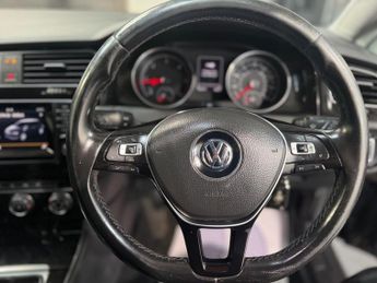 VOLKSWAGEN GOLF 2.0 TDI BlueMotion Tech GT Hatchback 5dr Diesel Manual Euro 5 (s