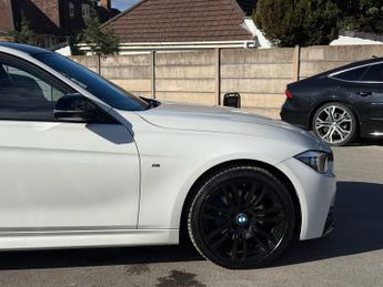 BMW 3 SERIES 3.0 335d M Sport Saloon 4dr Diesel Auto xDrive Euro 6 (s/s) (313