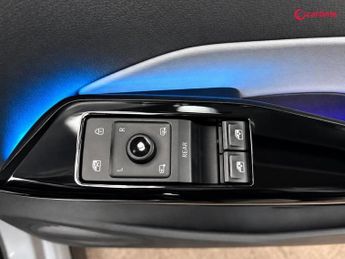 VOLKSWAGEN ID.3 Pro Performance 58kWh Tech Hatchback 5dr Electric Auto (204 ps) 