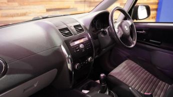 SUZUKI SX4 1.6 SZ5 SUV 5dr Petrol Manual 4Grip Euro 5 (120 ps)