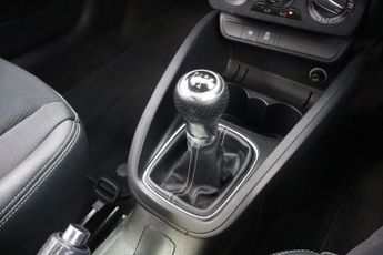 AUDI A1 1.0 TFSI S line Hatchback 3dr Petrol Manual Euro 6 (s/s) (Pan Ro