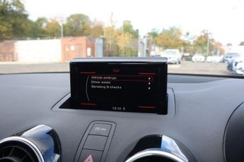 AUDI A1 1.0 TFSI S line Hatchback 3dr Petrol Manual Euro 6 (s/s) (Pan Ro