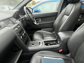 LAND ROVER DISCOVERY SPORT 2.0 TD4 Landmark SUV 5dr Diesel Auto 4WD Euro 6 (s/s) (180 ps)