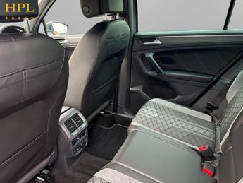 VOLKSWAGEN TIGUAN 1.4 TSI 13kWh R-Line SUV 5dr Petrol Plug-in Hybrid DSG Euro 6 (s