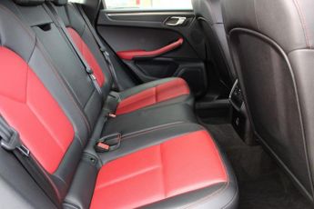 PORSCHE MACAN 2.0T SUV 5dr Petrol PDK 4WD Euro 6 (s/s) (245 ps)