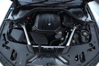 BMW 5 SERIES 2.0 520d MHT M Sport Saloon 4dr Diesel Hybrid Steptronic Euro 6 