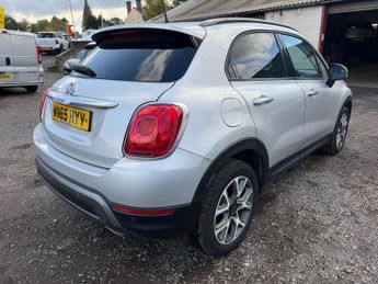 FIAT 500X 1.6 MultiJetII Cross SUV 5dr Diesel Manual Euro 6 (s/s) (120 ps)