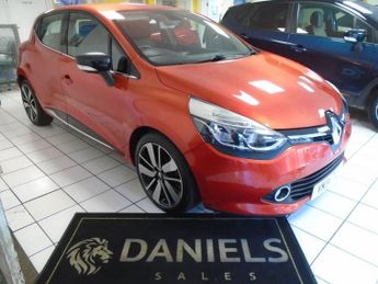 Renault Clio 1.5 dCi Dynamique S MediaNav Hatchback 5dr Diesel Manual Euro 5 
