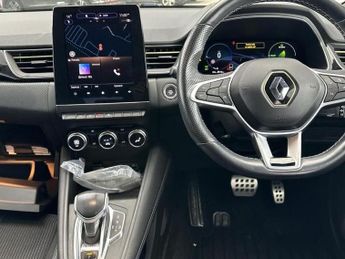 RENAULT CAPTUR 1.6 E-TECH E-Tech engineered SUV 5dr Petrol Hybrid Auto Euro 6 (