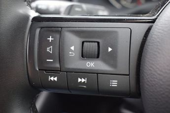 NISSAN QASHQAI 1.3 DIG-T MHEV Acenta Premium SUV 5dr Petrol Hybrid XTRON Euro 6