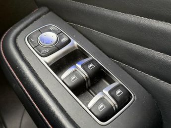 MG MG HS 1.5 T-GDI Exclusive SUV 5dr Petrol DCT Euro 6 (s/s) (162 ps)