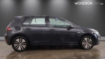 VOLKSWAGEN E-GOLF 35.8kWh e-Golf Hatchback 5dr Electric Auto (136 ps)