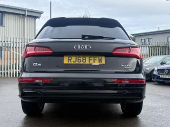 AUDI Q5 2.0 TDI 40 S line SUV 5dr Diesel S Tronic quattro Euro 6 (s/s) (