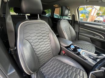 FORD MONDEO 2.0 TDCi Vignale Estate 5dr Diesel Powershift Euro 6 (s/s) (210 