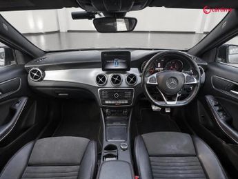 MERCEDES-BENZ GLA CLASS 1.6 GLA200 AMG Line Edition SUV 5dr Petrol 7G-DCT Euro 6 (s/s) (