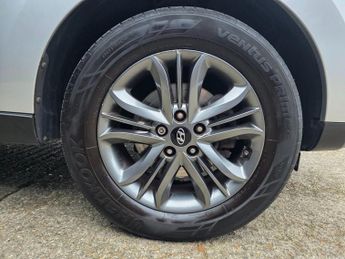 HYUNDAI IX35 1.7 CRDi SE SUV 5dr Diesel Manual Euro 5 (s/s) (Nav) (115 ps)