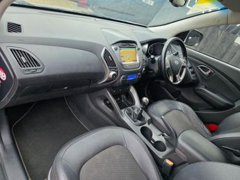 HYUNDAI IX35 1.7 CRDi SE SUV 5dr Diesel Manual Euro 5 (s/s) (Nav) (115 ps)