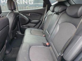 HYUNDAI IX35 1.7 CRDi SE SUV 5dr Diesel Manual Euro 5 (s/s) (Nav) (115 ps)